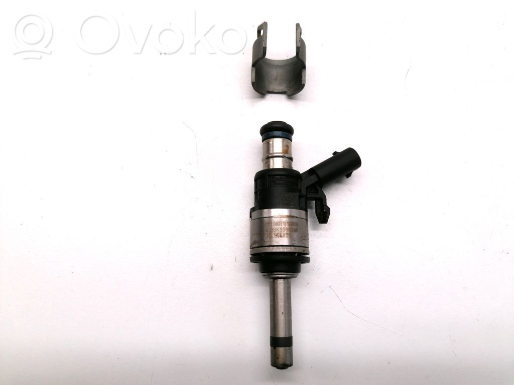 Volkswagen Tiguan Inyector de combustible 