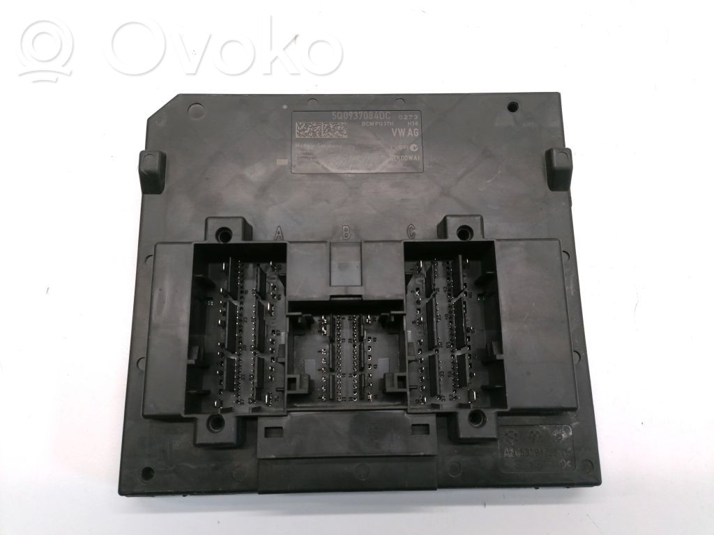 Volkswagen Tiguan Comfort/convenience module 