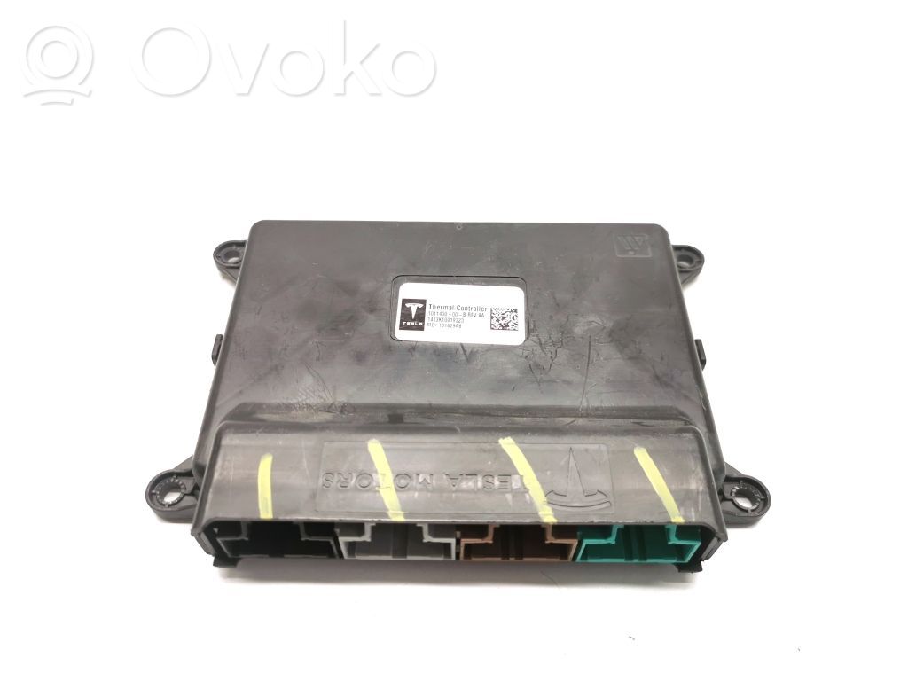 Tesla Model S Air conditioning/heating control unit 
