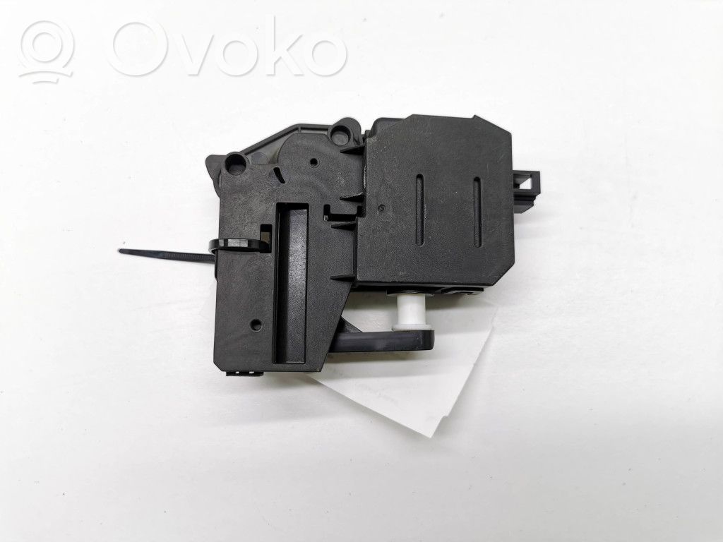 Volvo C30 Fuel tank cap lock 