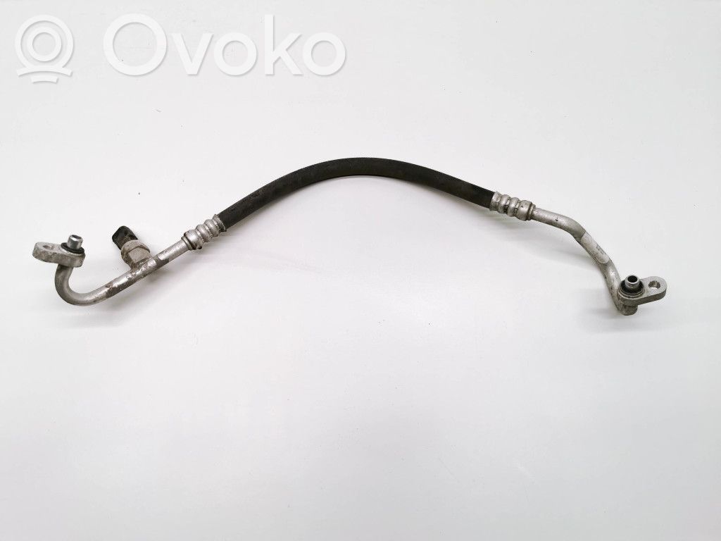 Tesla Model 3 Ilmastointilaitteen putki (A/C) 