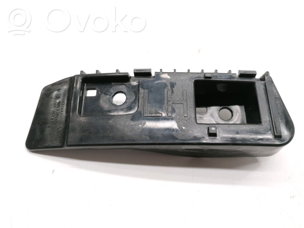 Tesla Model 3 Rear bumper mounting bracket 