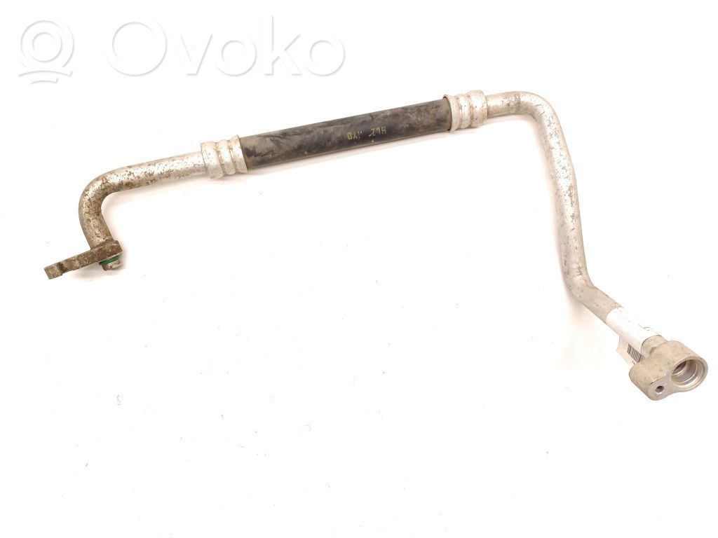 Tesla Model S Ilmastointilaitteen putki (A/C) 