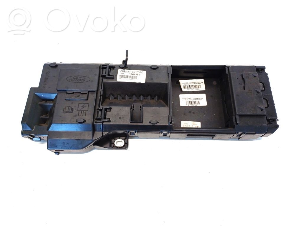 Ford Tourneo Saugiklių blokas 