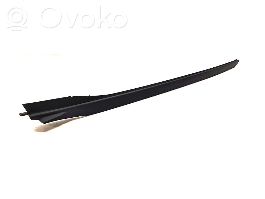 BMW 4 G22 G23 G24 G26 Windshield trim 