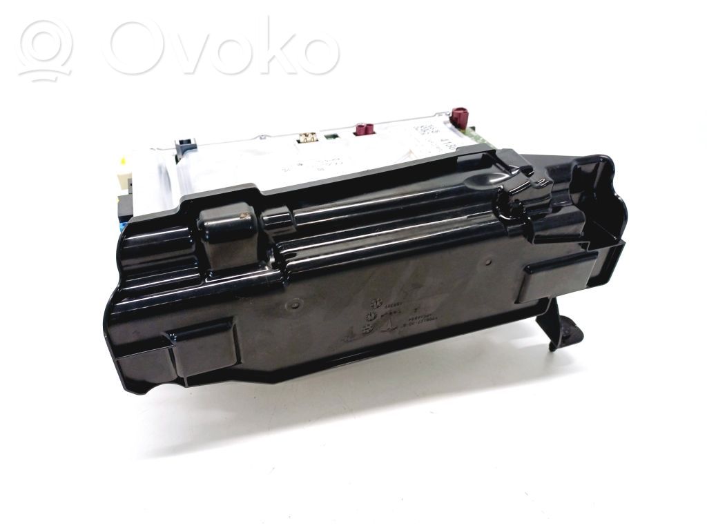 Tesla Model Y Other control units/modules 
