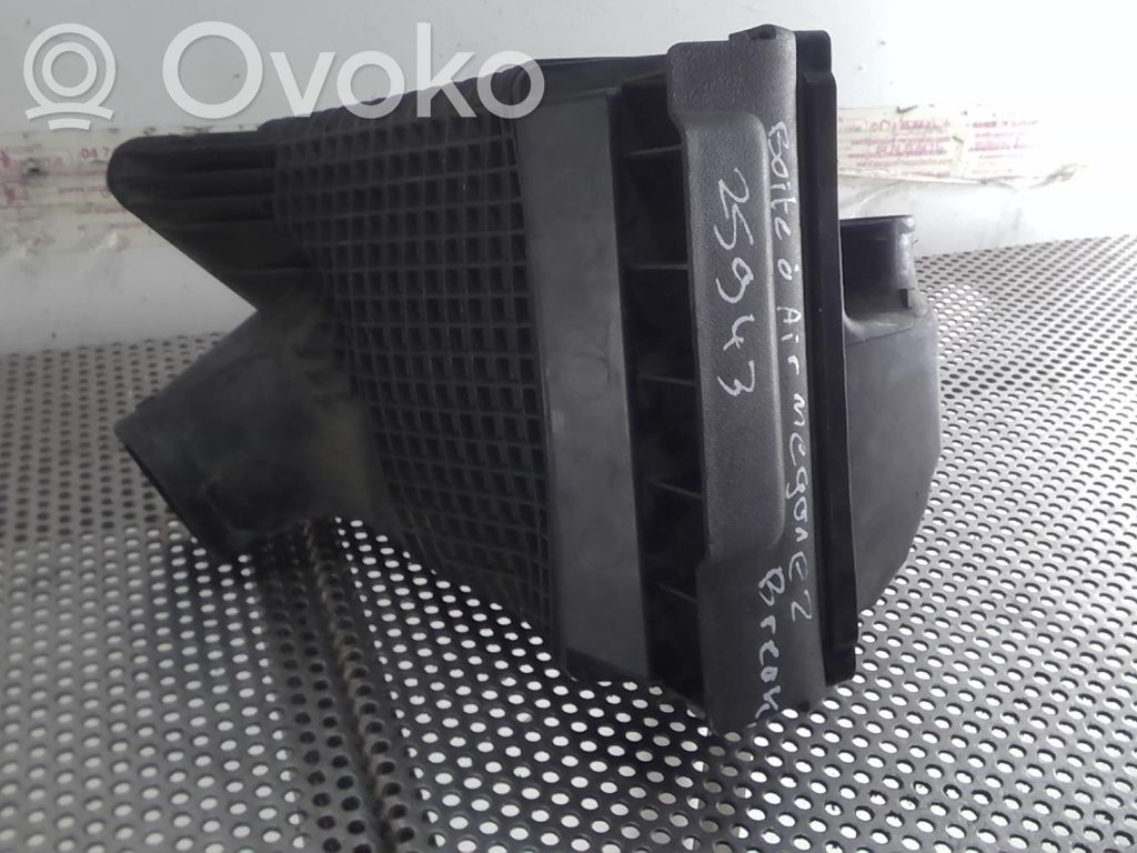Renault Megane II Air filter box 