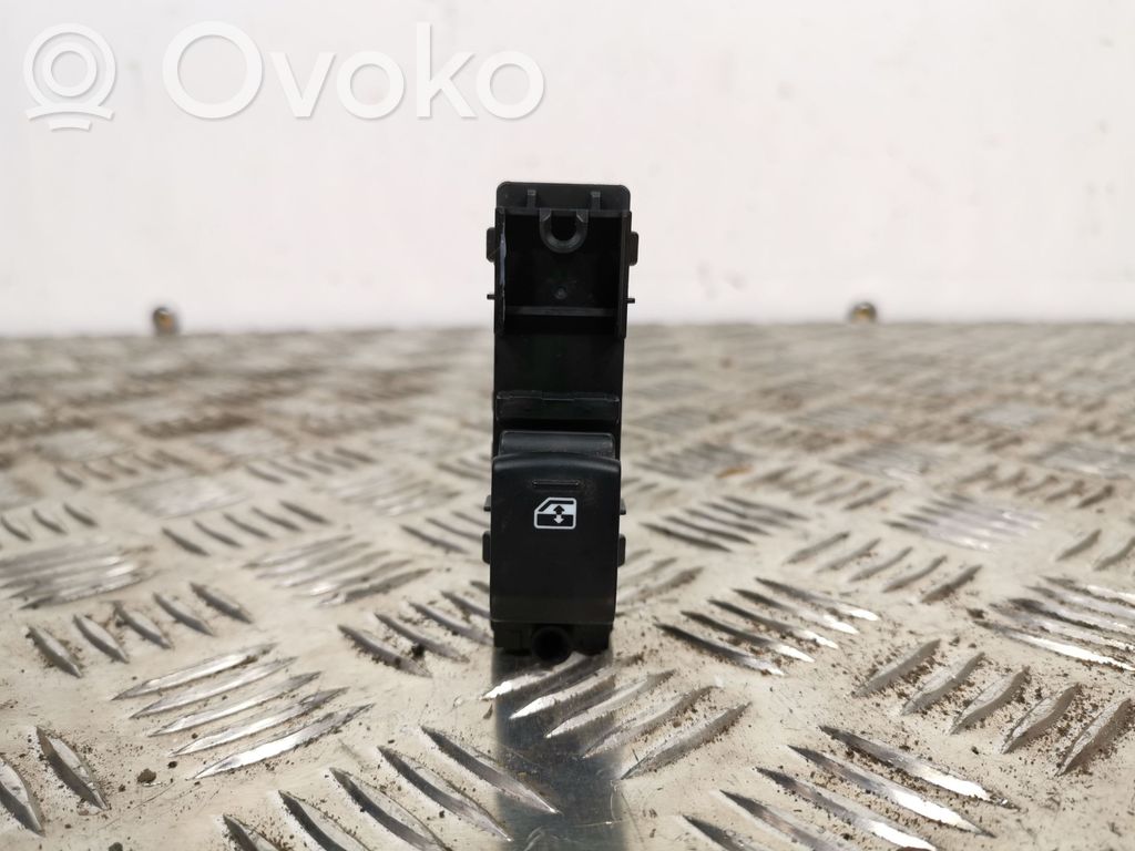 Other switches/knobs/shifts   83071SG100