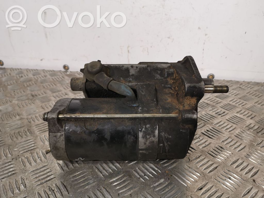 Toyota Land Cruiser (HDJ90) Rozrusznik 