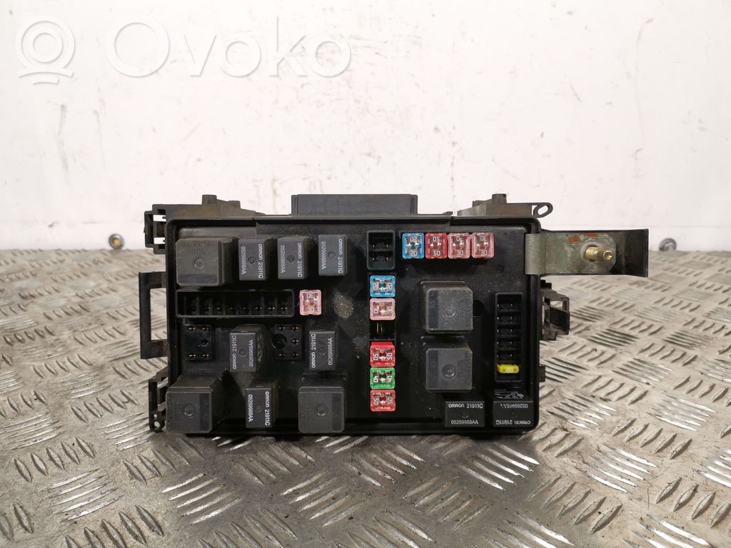 Chrysler 300 - 300C Fuse module 