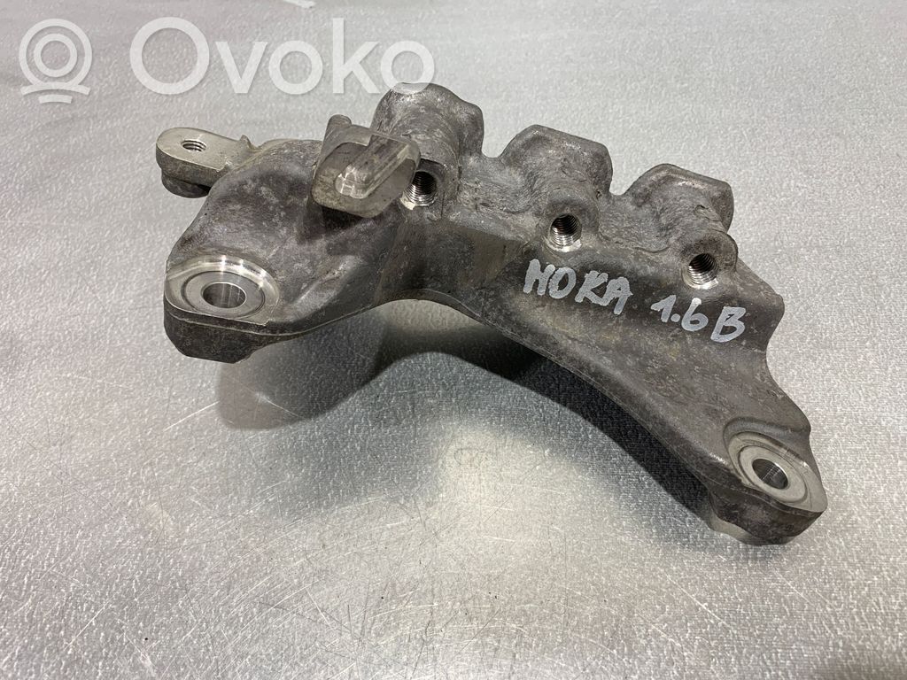 Opel Mokka Engine mounting bracket 