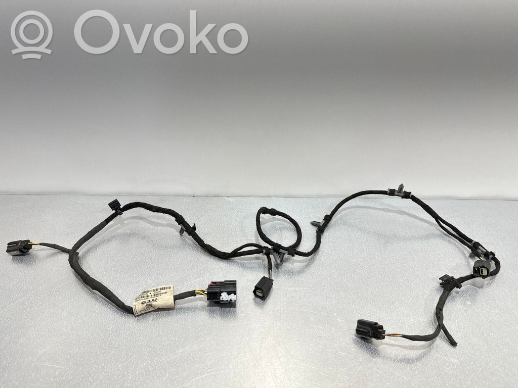 Opel Zafira C Parkošanas (PDC) sensoru vadu instalācija 