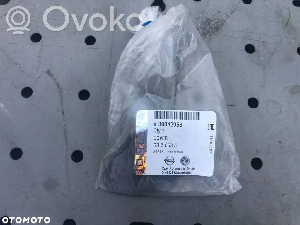 Opel Corsa E Moldinga Apdare 