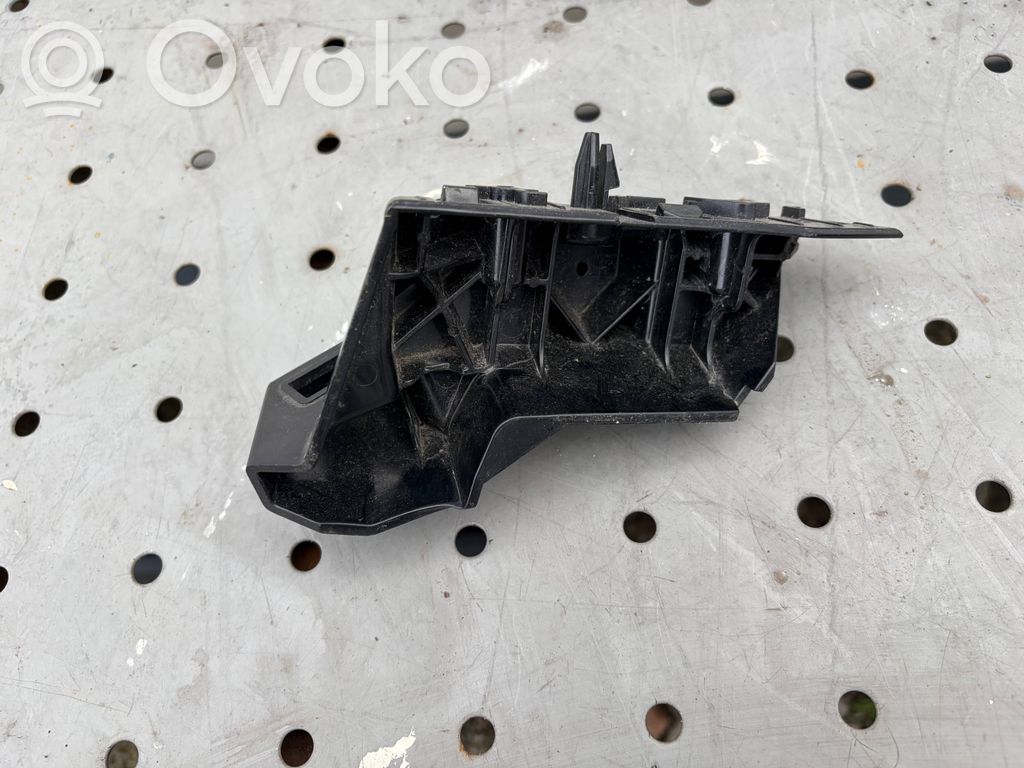 Priekšpusē bampera turētājs   17D959A1,17D959A1