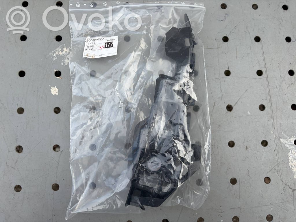 Volkswagen Golf VII Priekinis laikiklis bamperio 
