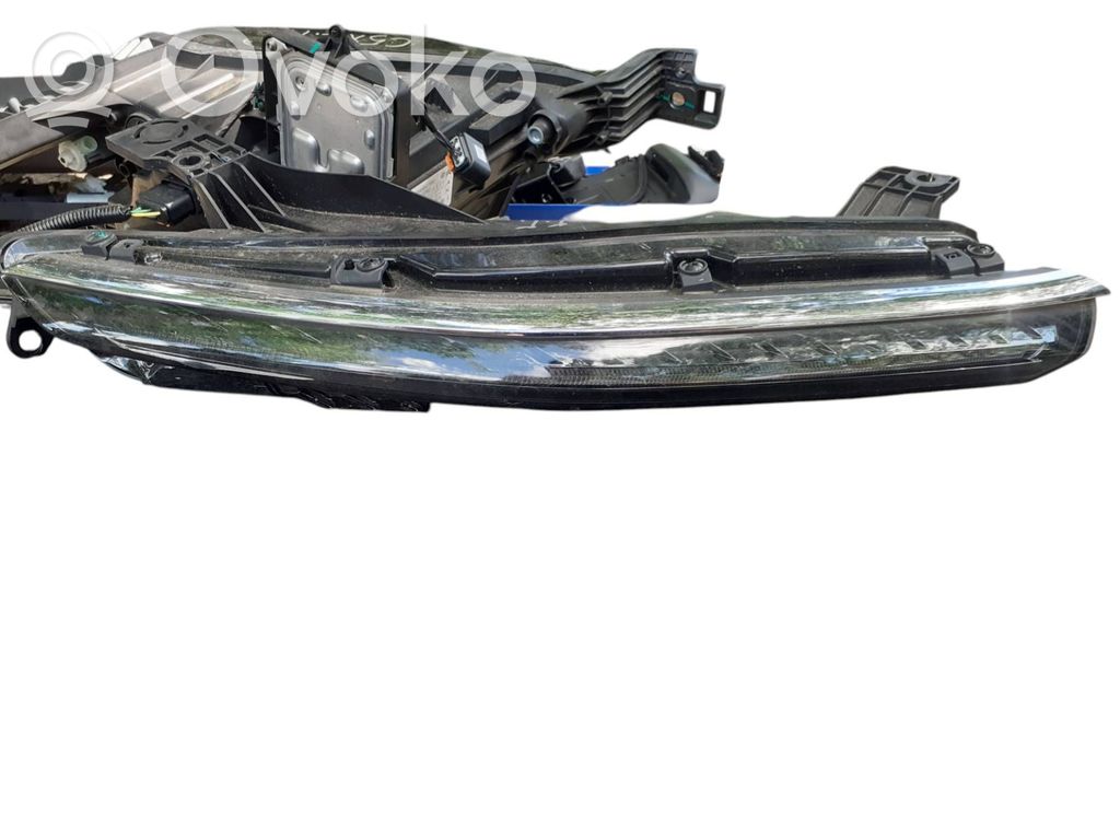 Citroen C5 X Phare frontale 