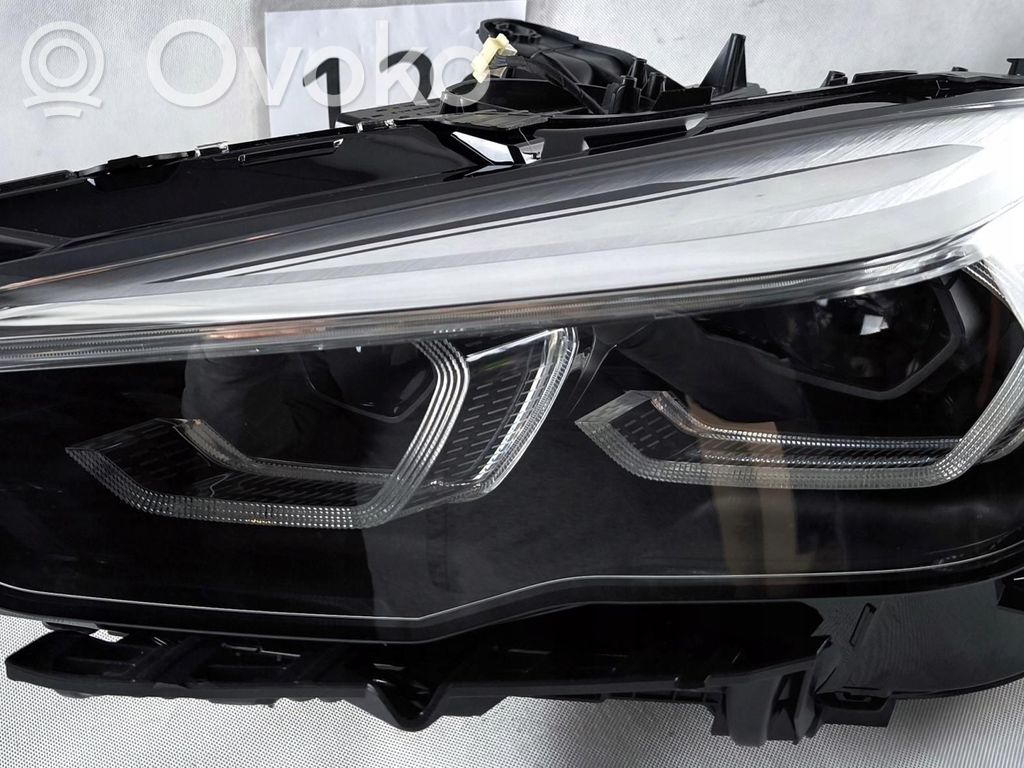 BMW 2 F44 Scheinwerfer 