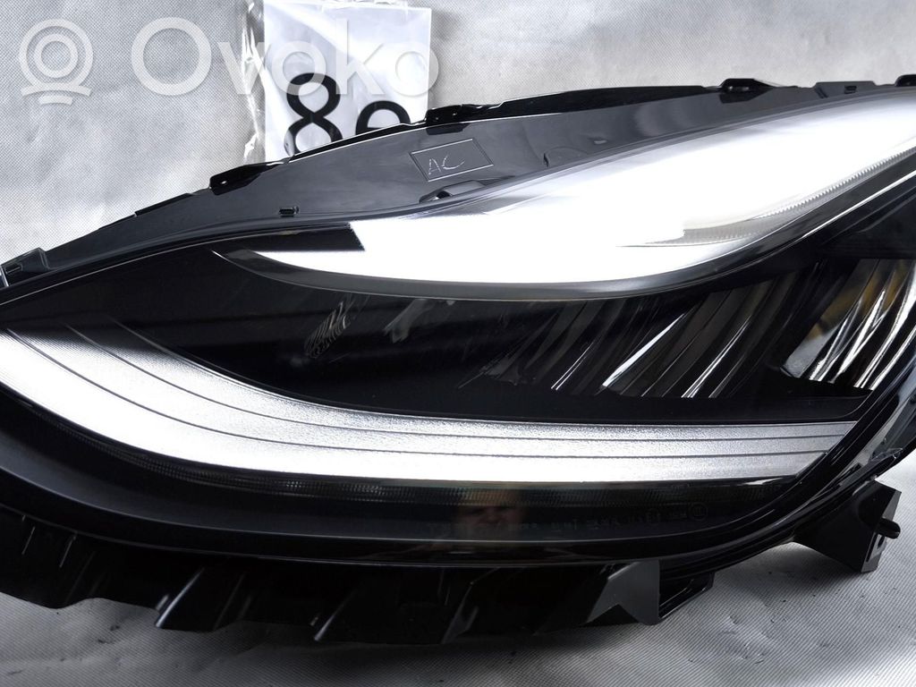 Headlight/headlamp   107737500C,107737500C