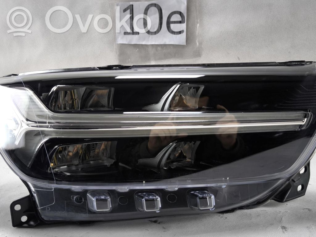 Volvo XC40 Scheinwerfer 