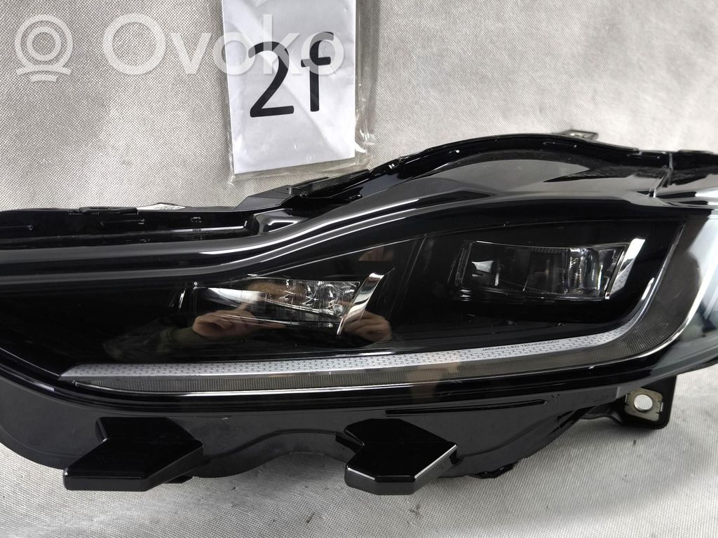 Jaguar XE Phare frontale 