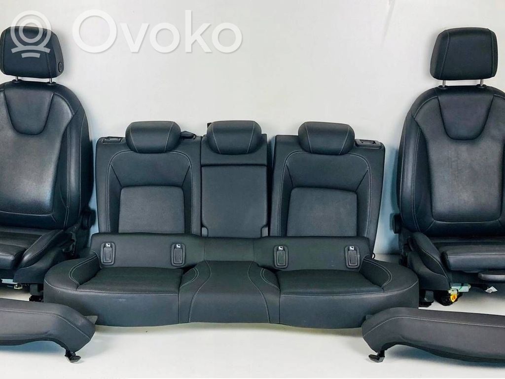 Seat set