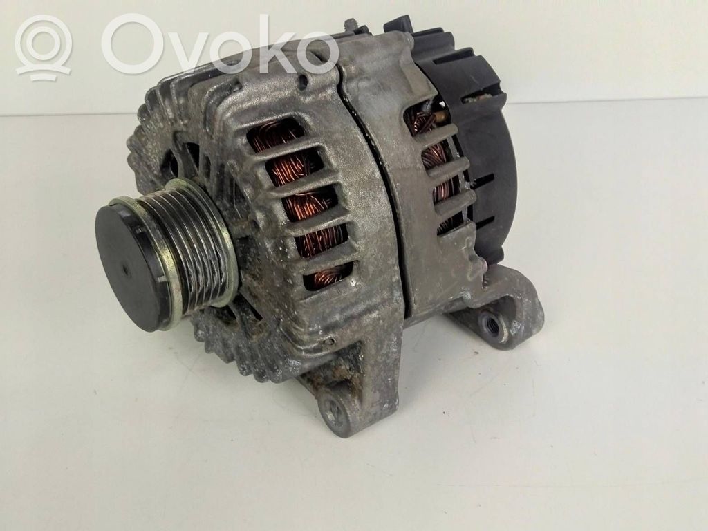 BMW 3 F30 F35 F31 Ģenerators 