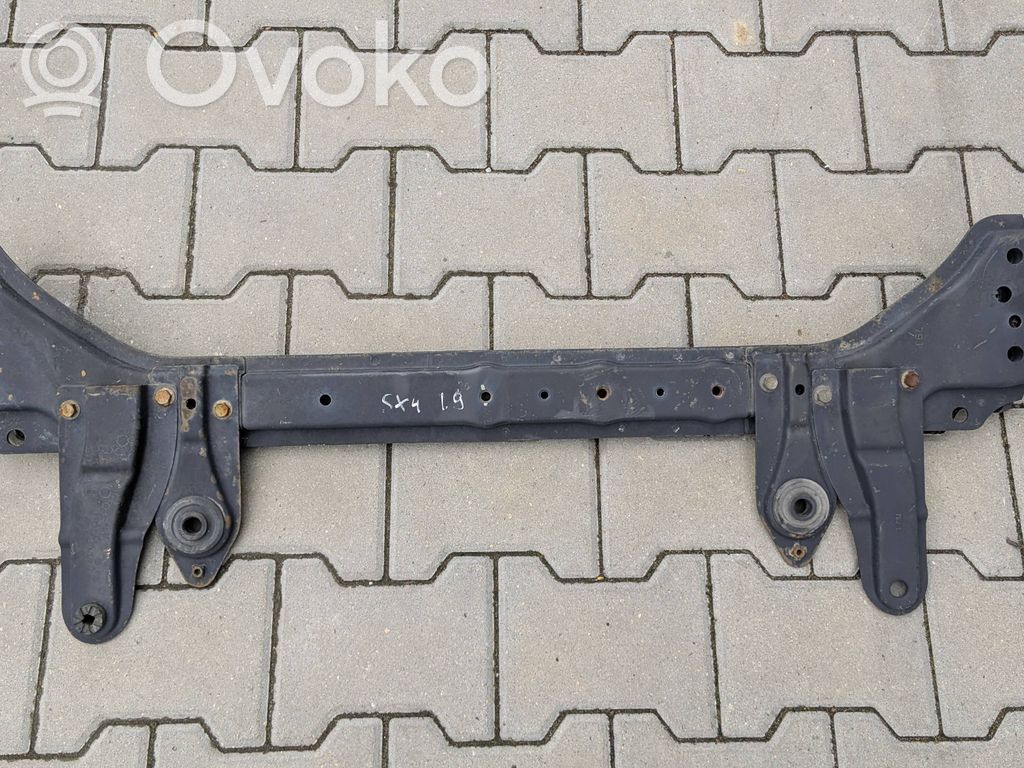 Bottom radiator support slam panel