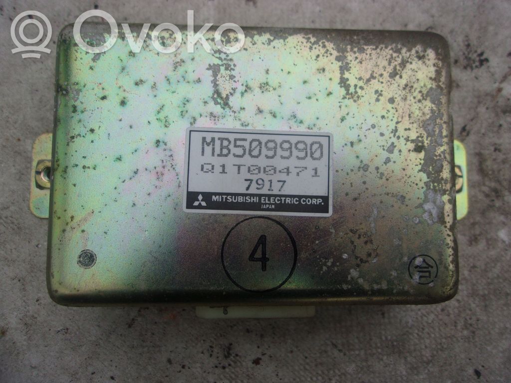 Mitsubishi Galant Voltage converter/converter module 