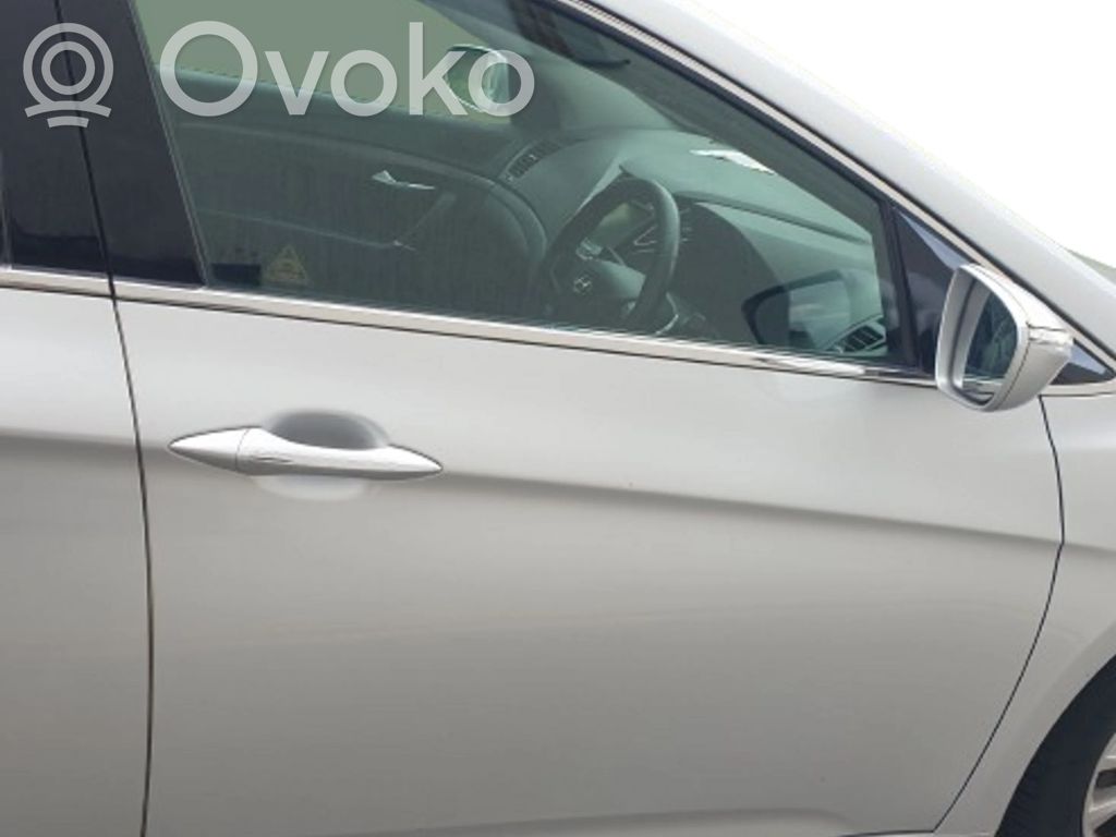 Hyundai i40 Front door 