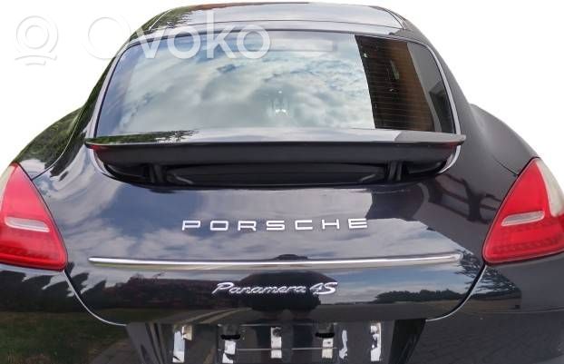 Porsche Panamera (970) Takaluukun/tavaratilan kansi 