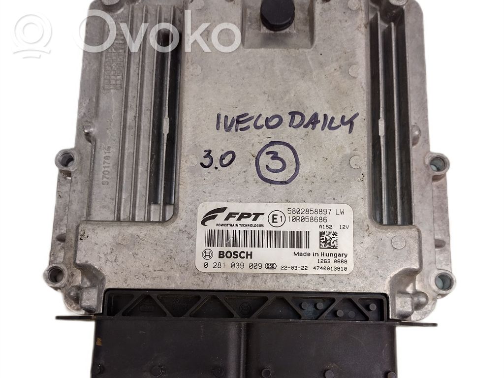 Engine control unit/module ECU   5802858897,0281039009