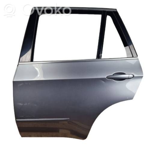 Rear door   A52