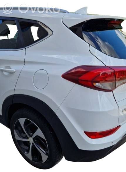 Hyundai Tucson TL Panel lateral trasero 