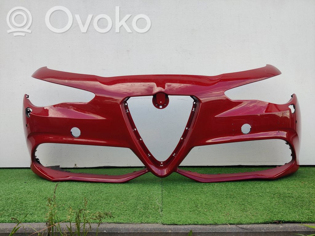 Alfa Romeo Giulia Parachoques delantero 