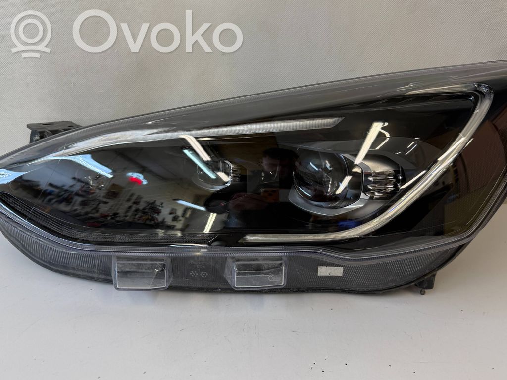 Ford Focus Scheinwerfer 