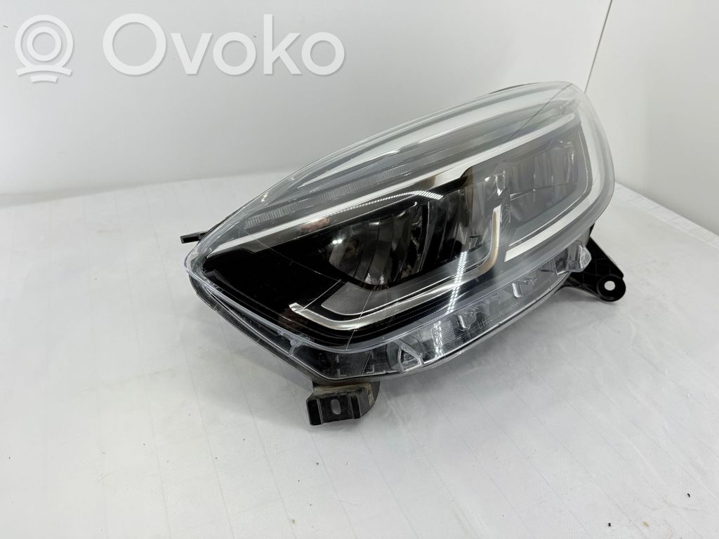 Renault Captur Headlight/headlamp 
