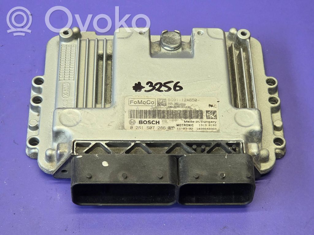 Ford Mondeo MK IV Engine control unit/module 