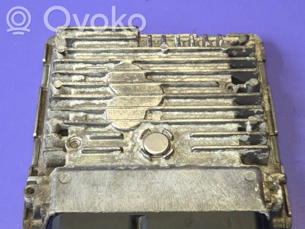 Volkswagen Golf Plus Engine control unit/module 