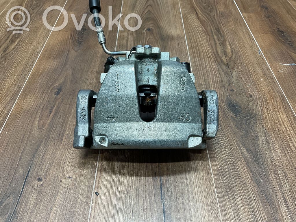 Zacisk hamulcowy przedni   L8A22B302BA,LR150625