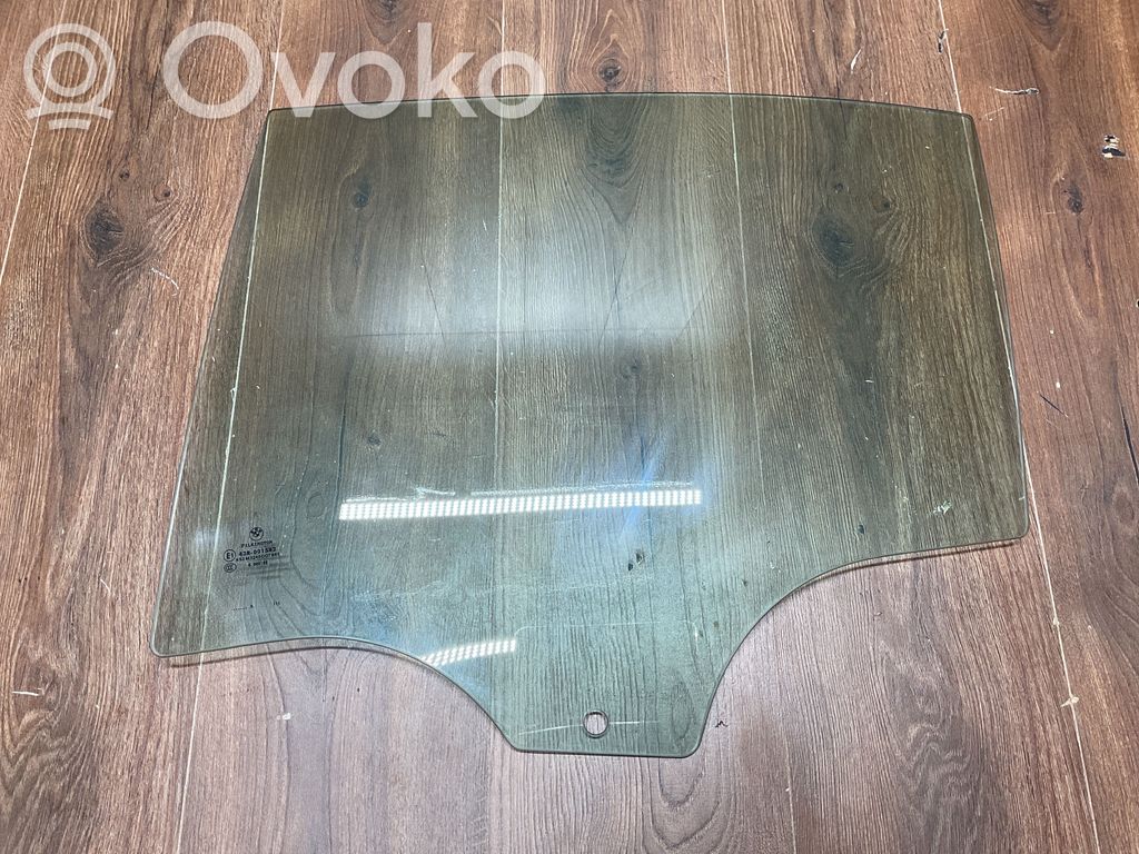 Rear windscreen/windshield window