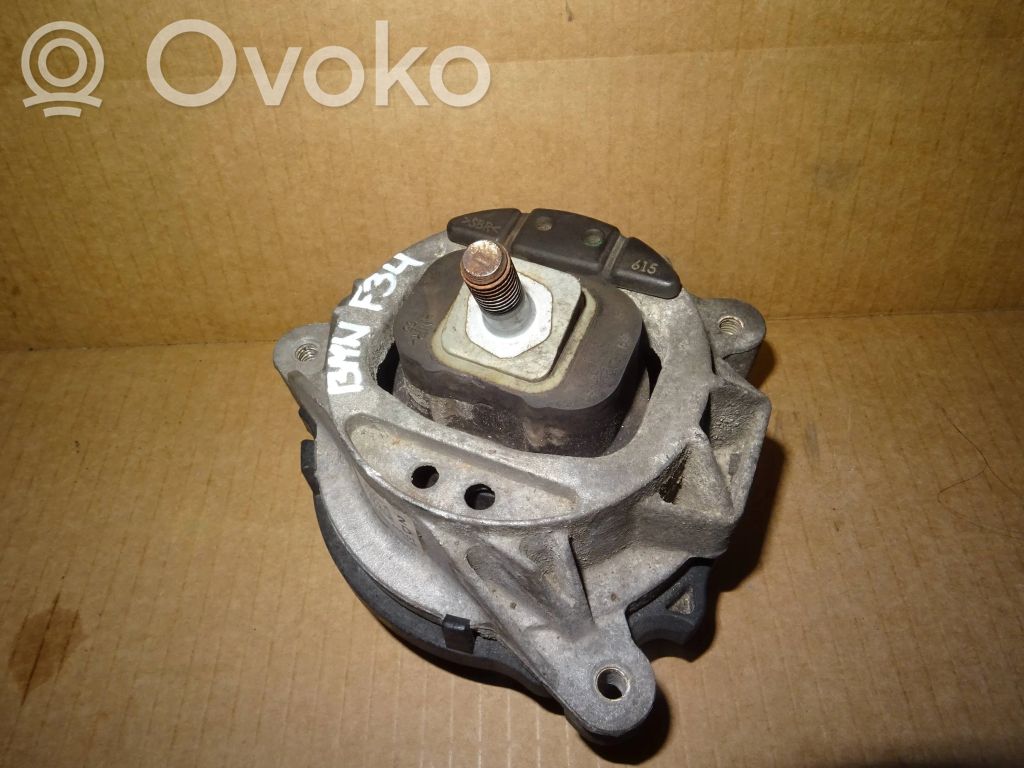 BMW 4 F32 F33 Variklio pagalvė 
