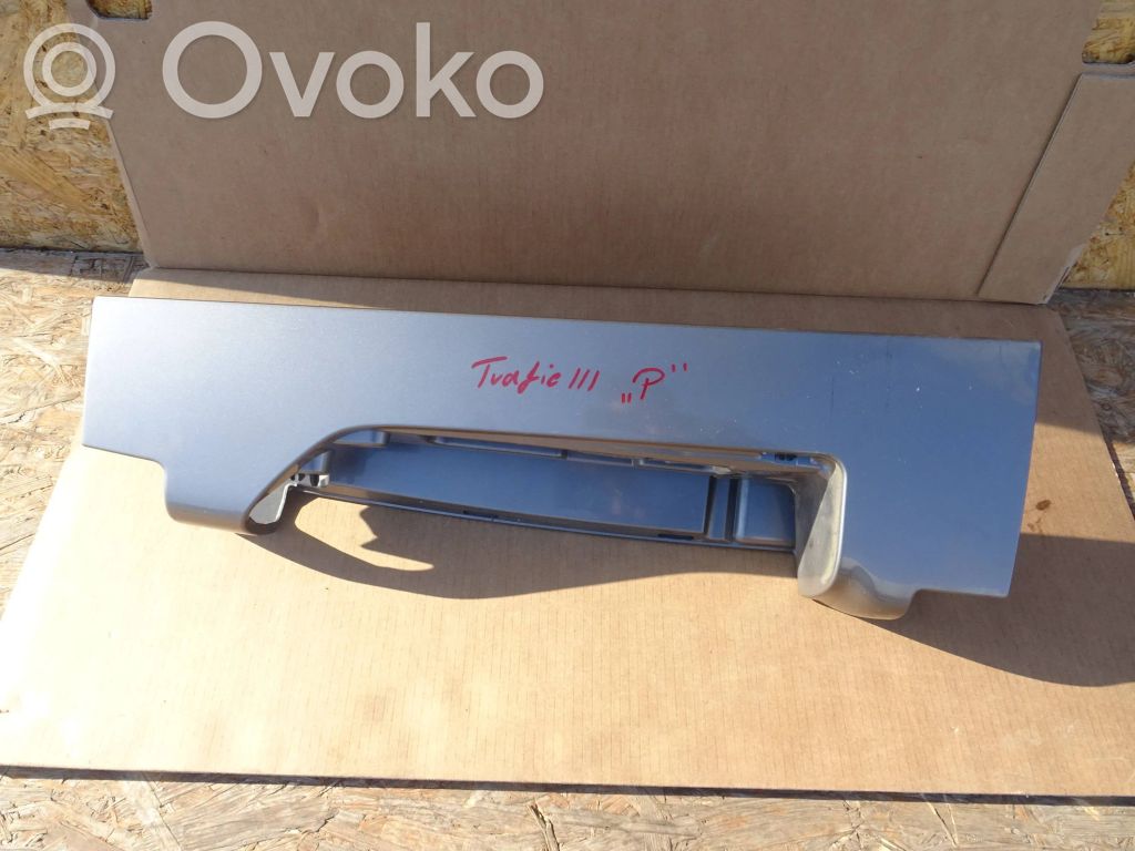 Renault Trafic III (X82) Takavalon osa 