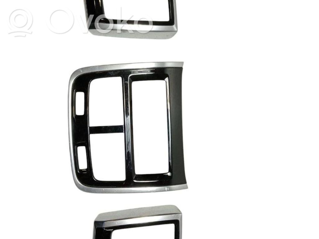 Panel trim   31366856,31366854,31403211
