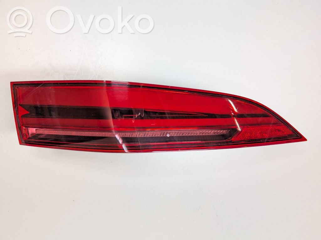 Jaguar E-Pace Rear/tail lights 