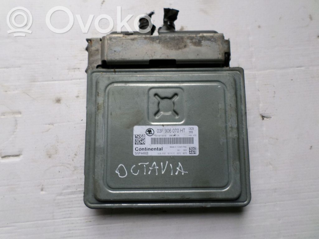 Engine control unit/module   03F906070HT