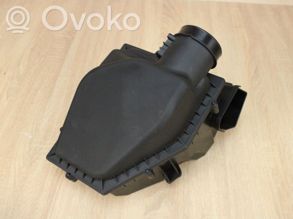 BMW 5 G30 G31 G38 Obudowa filtra powietrza 