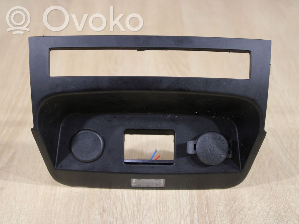 KIA Sorento Cigarette lighter trim 