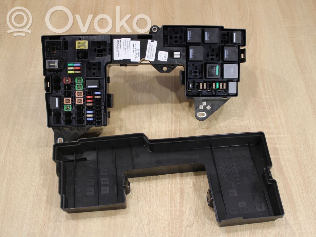 Jaguar XF X250 Módulo de fusible 