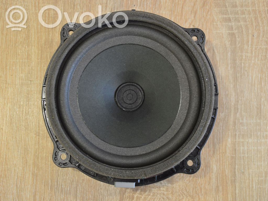 KIA Stinger Front door speaker 
