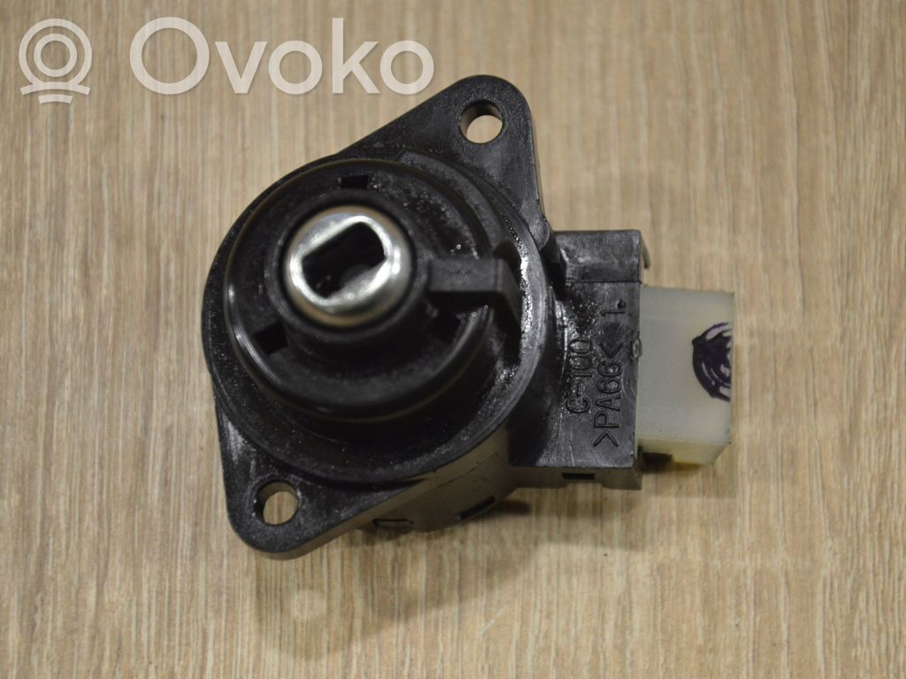 Opel Antara Užvedimo spynelė 